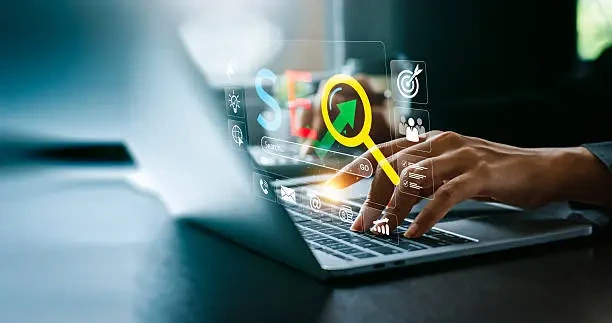 freelance digital marketer in dubai doing seo
